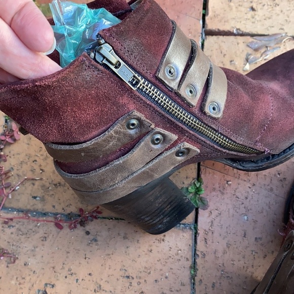 Freebird Steven Blaze Booties Burgundy Maroon Suede Red Wine Stacked Heel Boot - Picture 9 of 13